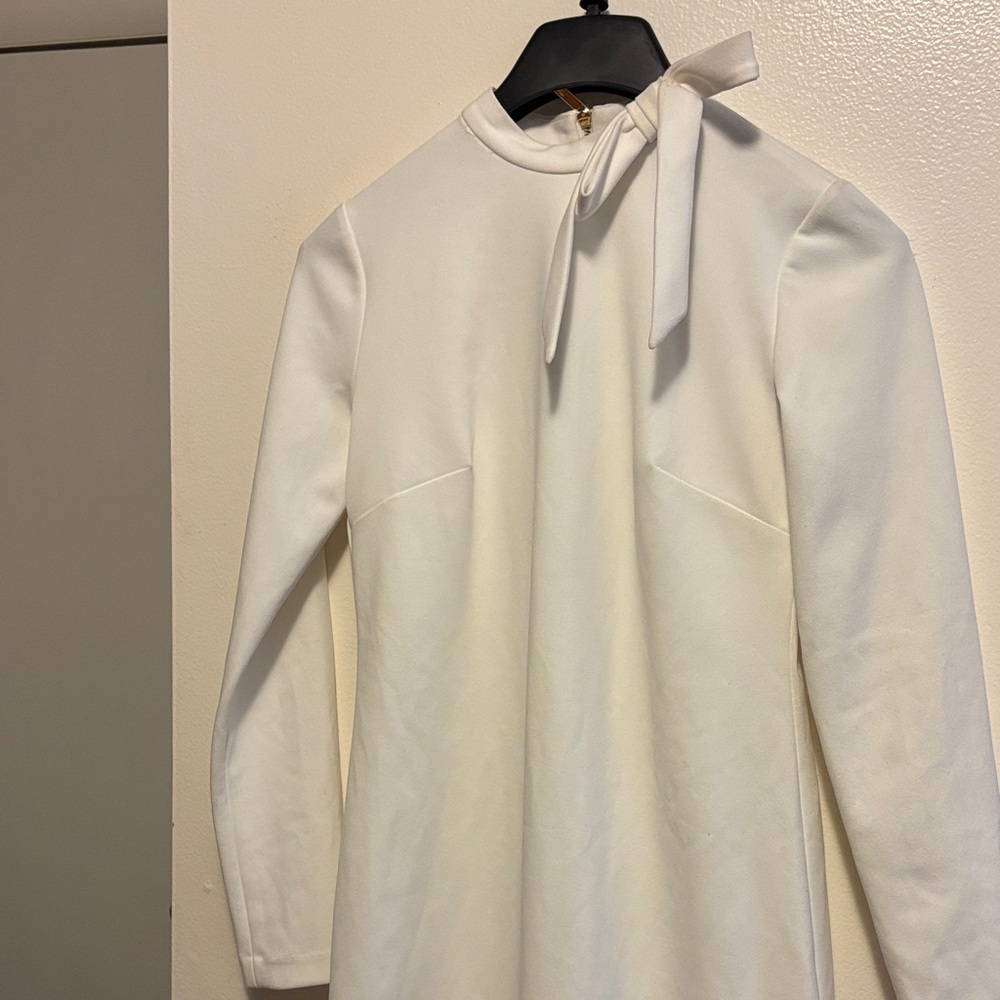 Elegant White Long-Sleeve Dress